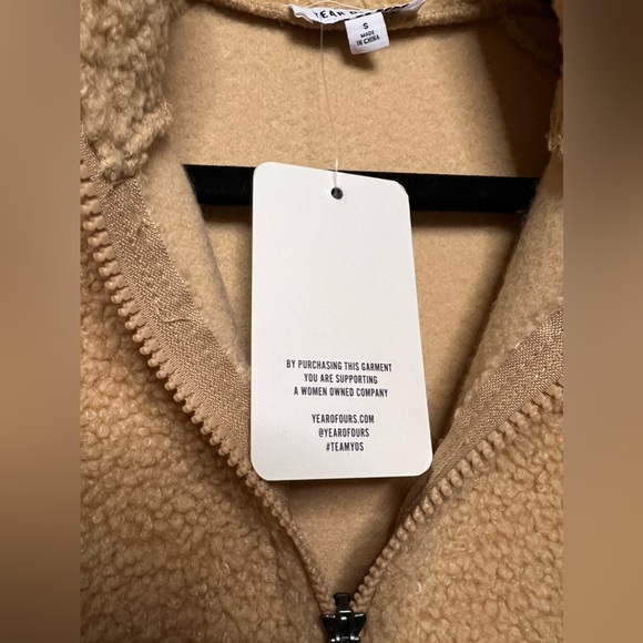 Year of Ours Cropped 1/2 Zip - Picture 6 of 8